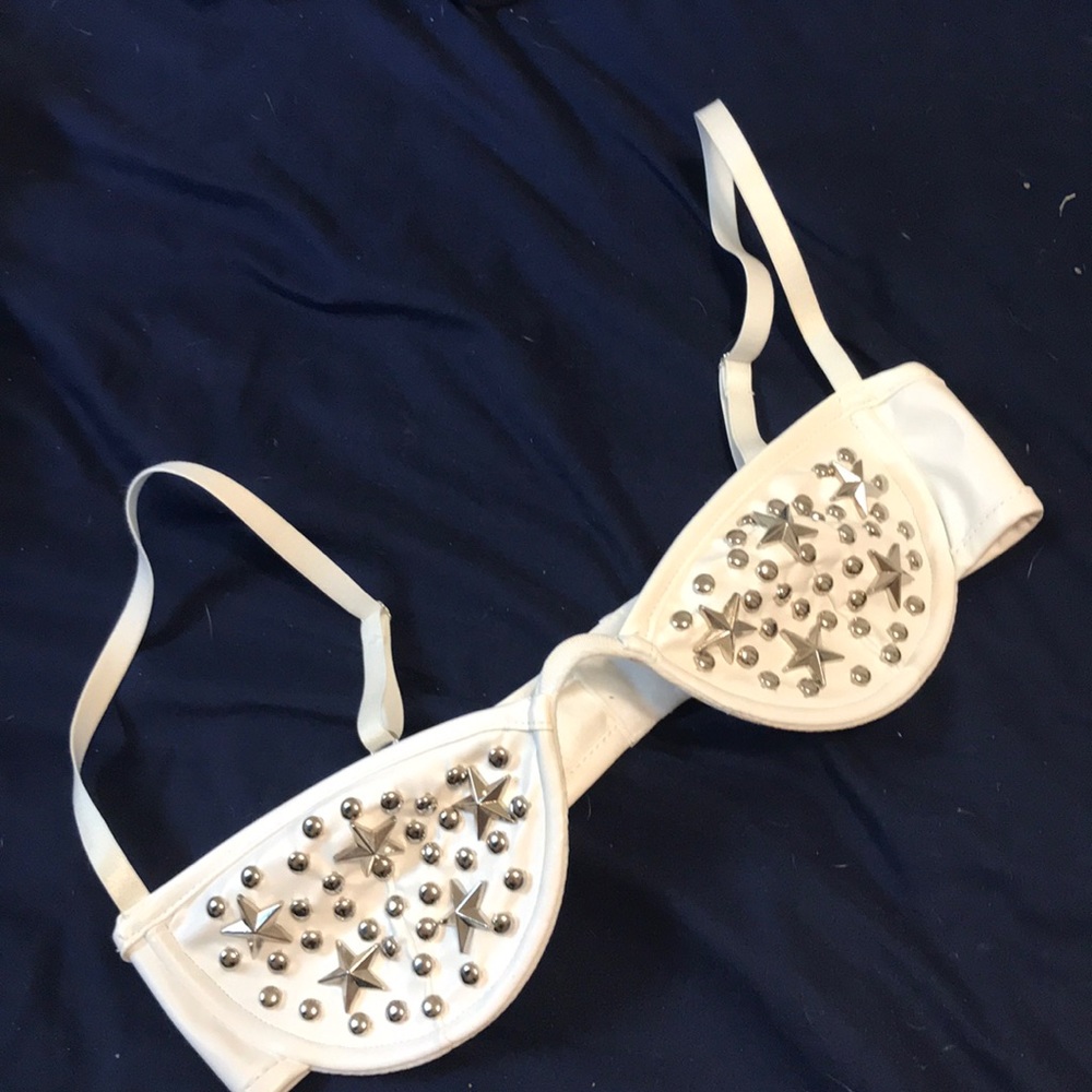 Brand new dolls kill top